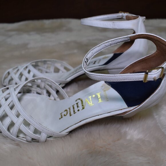 I. Miller Vintage White Leather Cage Pumps Sz 8.5 Ankle Strap Heels Chic - Picture 13 of 14